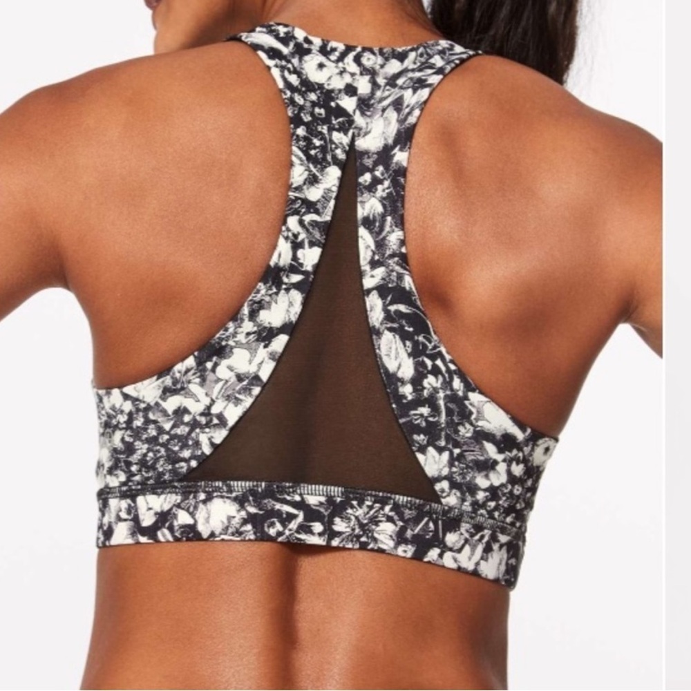 Lululemon Invigorate Bra Mash Up Black White Size 6